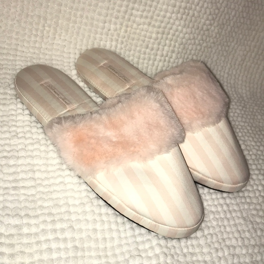 House Slippers - Picture 2 of 6